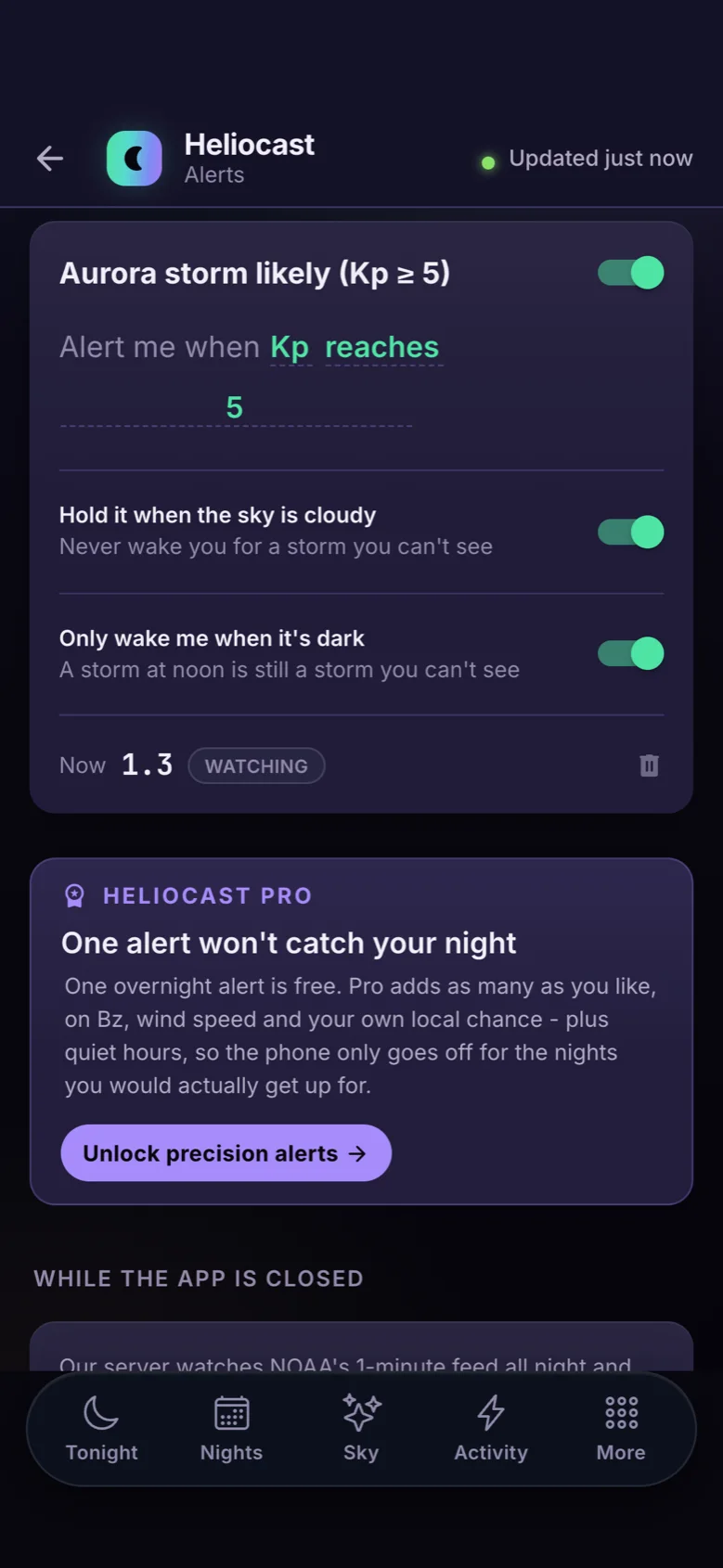 Heliocast alerts screen with a Kp threshold rule, cloud-aware and dark-aware toggles, and overnight push settings